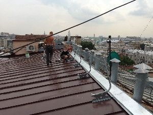 Демонтаж и устройство новой мембранной кровли