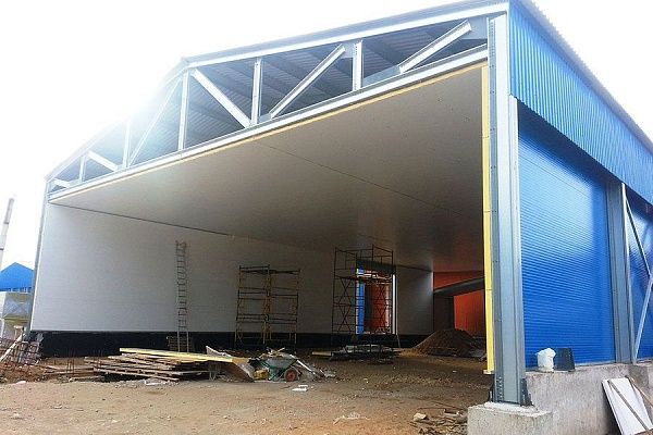 Сборка и монтаж колонн для ангара